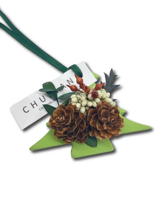 Matcha green Christmas tree dried flower aromatherapy pendant Matcha green Christmas tree dried flower aromatherapy pendant